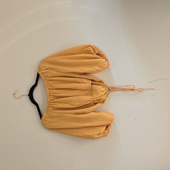 New ASTR the Label crop wrap top- Size Small - Picture 4 of 4